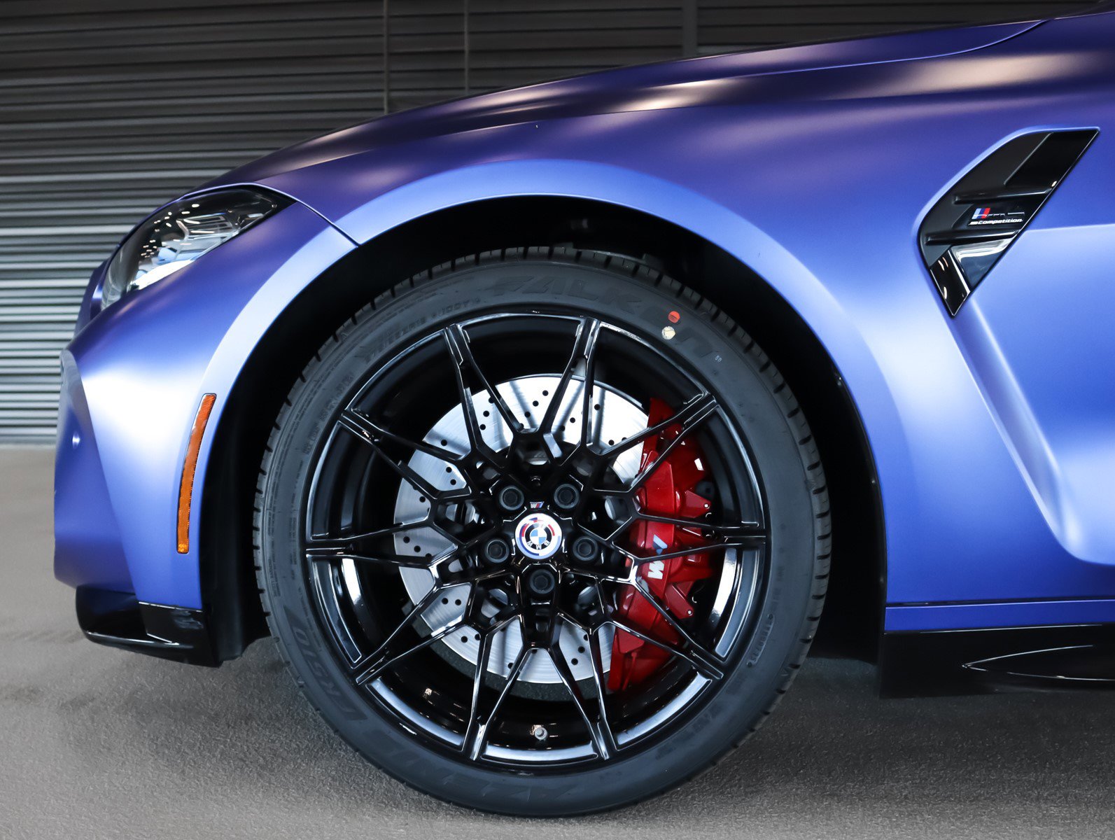 2022 Bmw M4 Competition xDrive Convertible photo 4