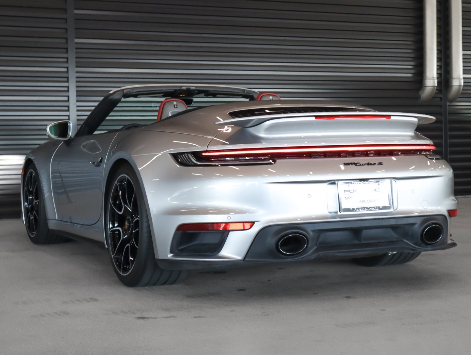 2022 Porsche 911 Turbo S Cabriolet photo 3