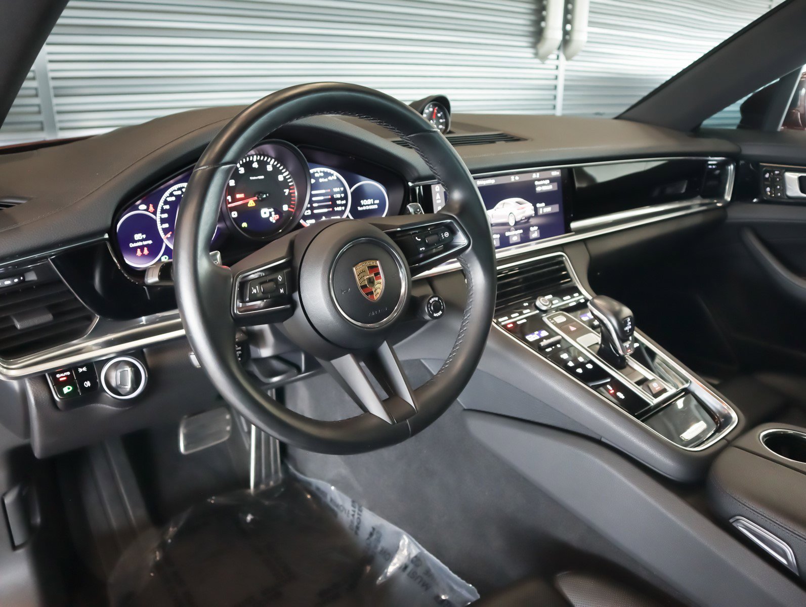 2021 Porsche Panamera 4S photo 4