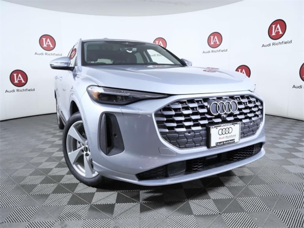 New 2025 Audi Q5 2.0T Premium Plus SUV