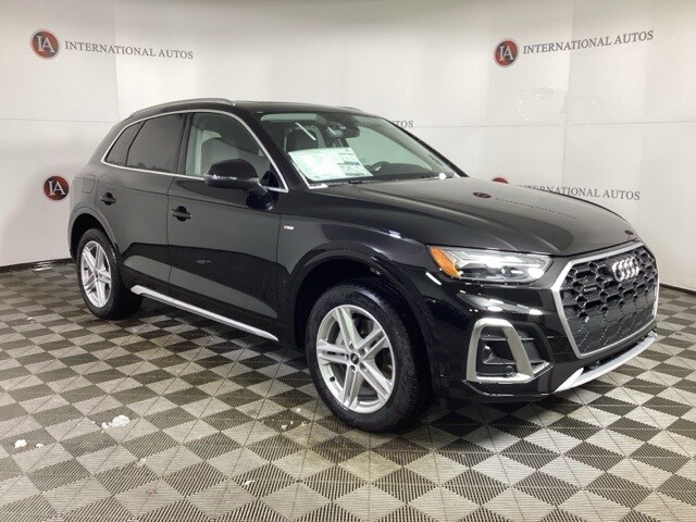 2025 Audi Q5 55 S line Premium Plus photo 3