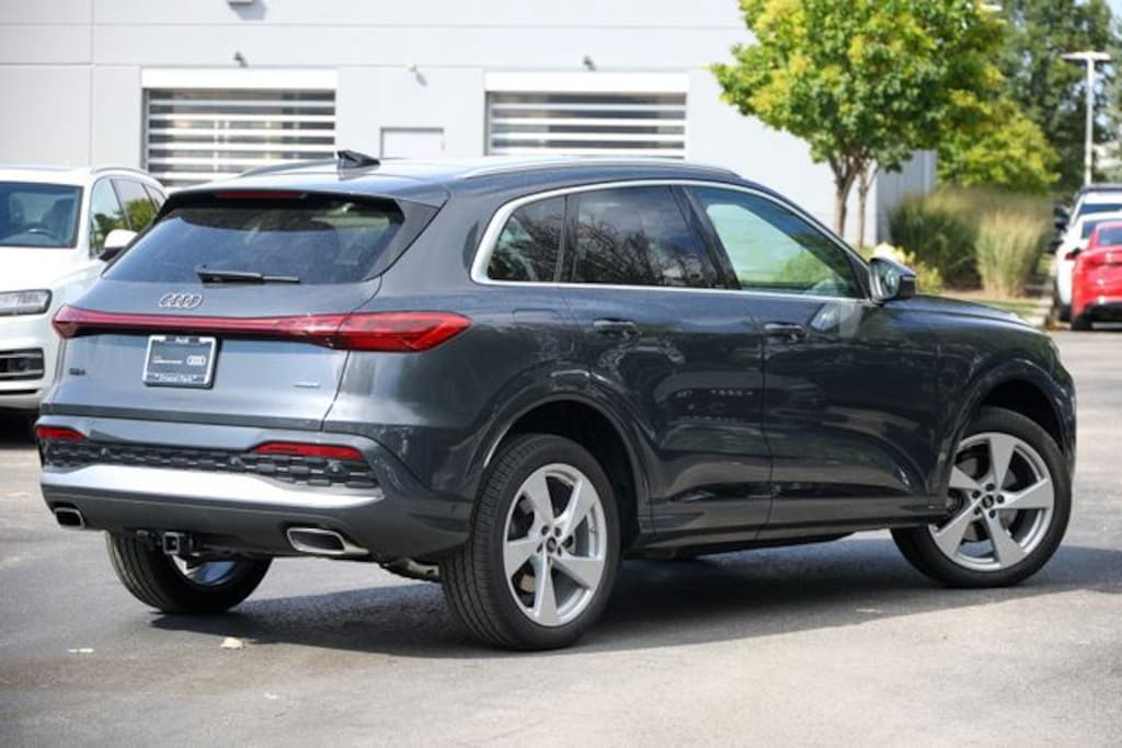 Certified 2025 Audi Q5 2.0T Premium Plus SUV