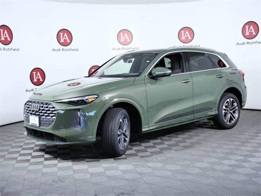 New 2025 Audi Q5 2.0T Premium Plus SUV