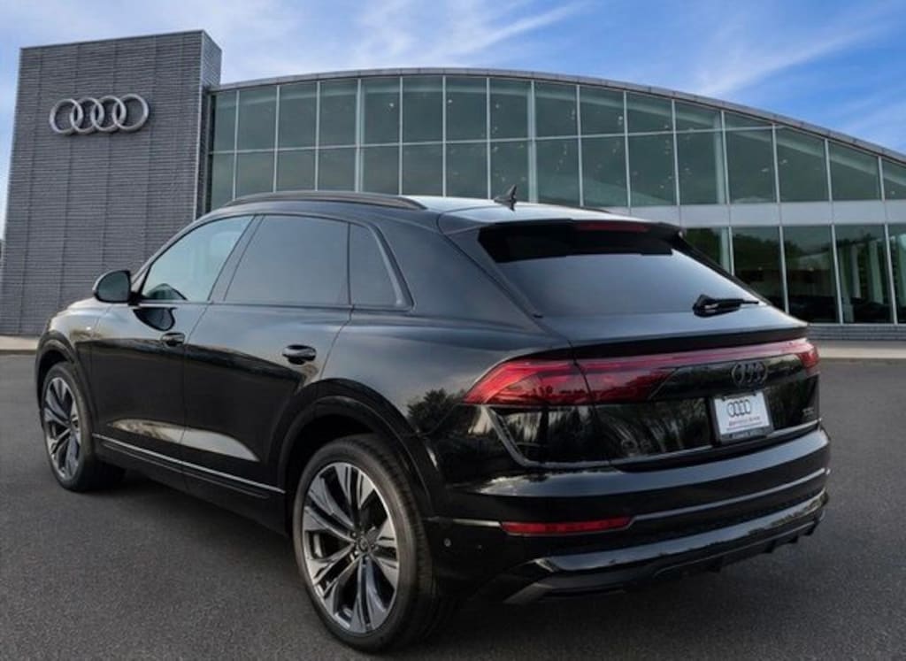 New 2026 Audi Q8 SUV