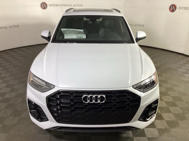 2025 Audi Q5 45 S line Premium photo 2