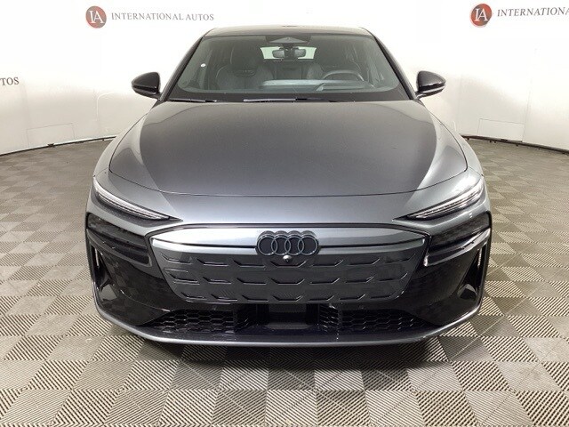 2025 Audi S6 Prestige photo 2