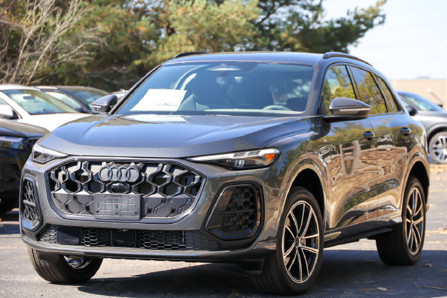 2026 Audi Q5 2.0T Premium Plus SUV
