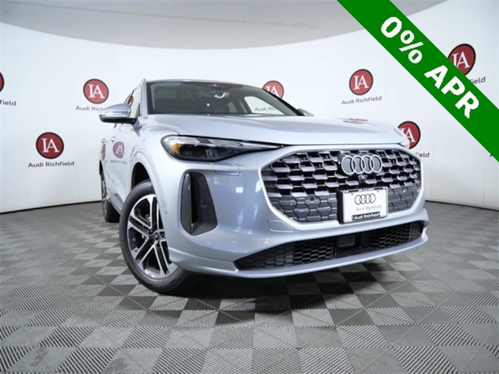 New 2025 Audi Q5 2.0T Premium SUV