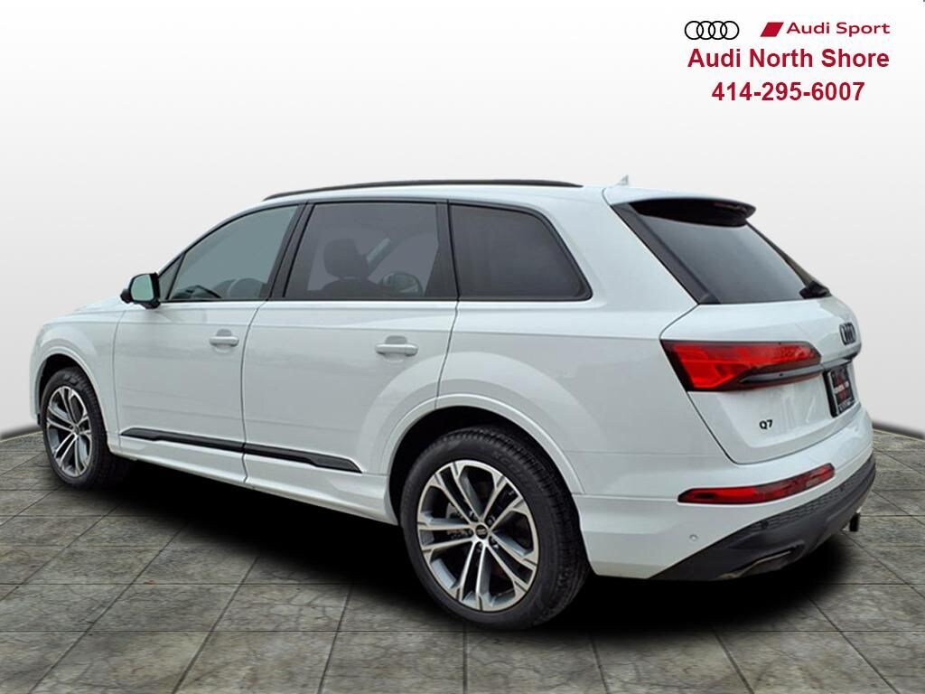 New 2026 Audi Q7 45 Premium SUV