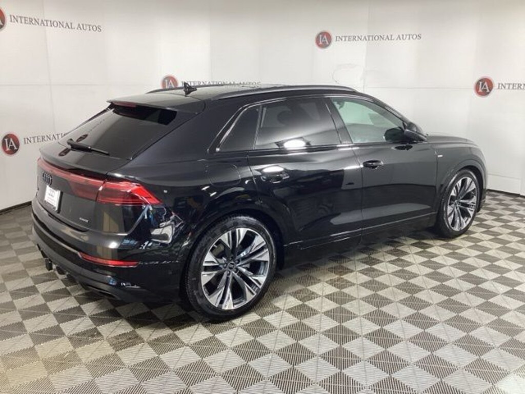 New 2026 Audi Q8 SUV