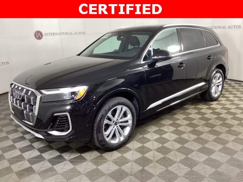 Used 2025 Audi Q7 55 Premium Plus SUV