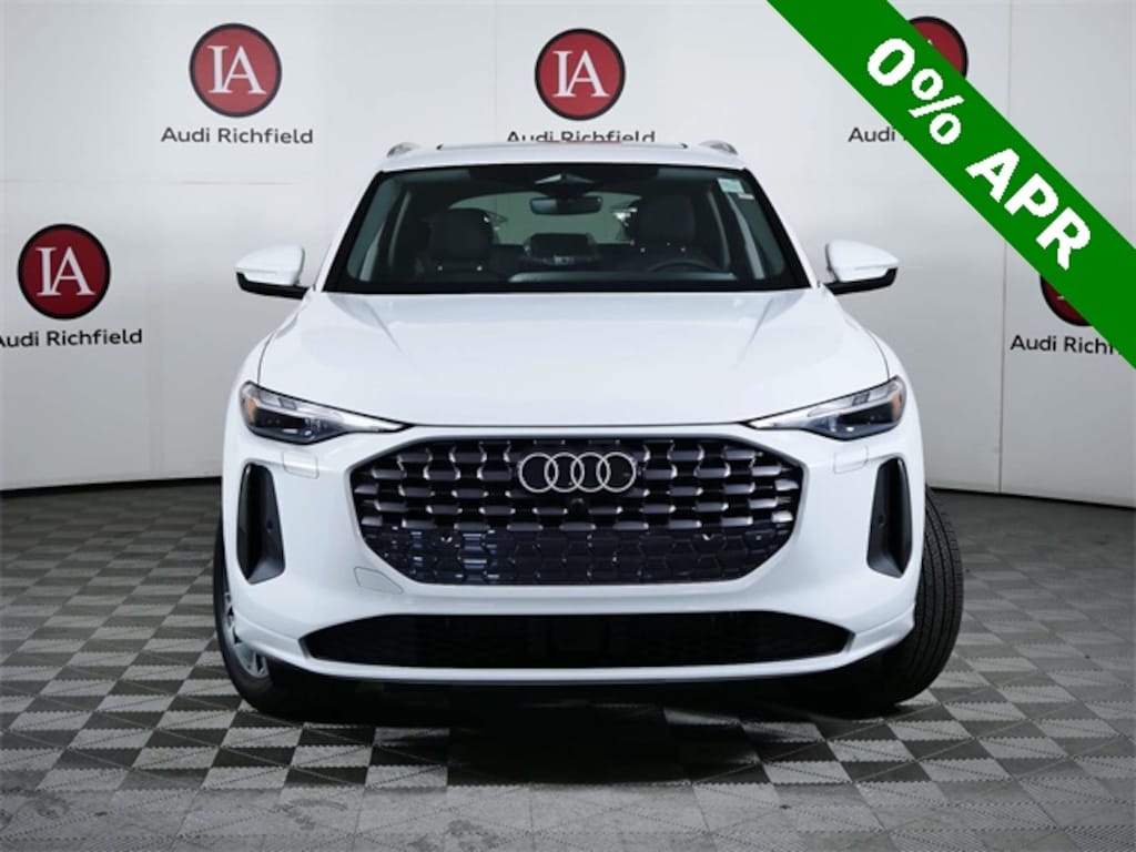 New 2025 Audi Q5 2.0T Premium SUV