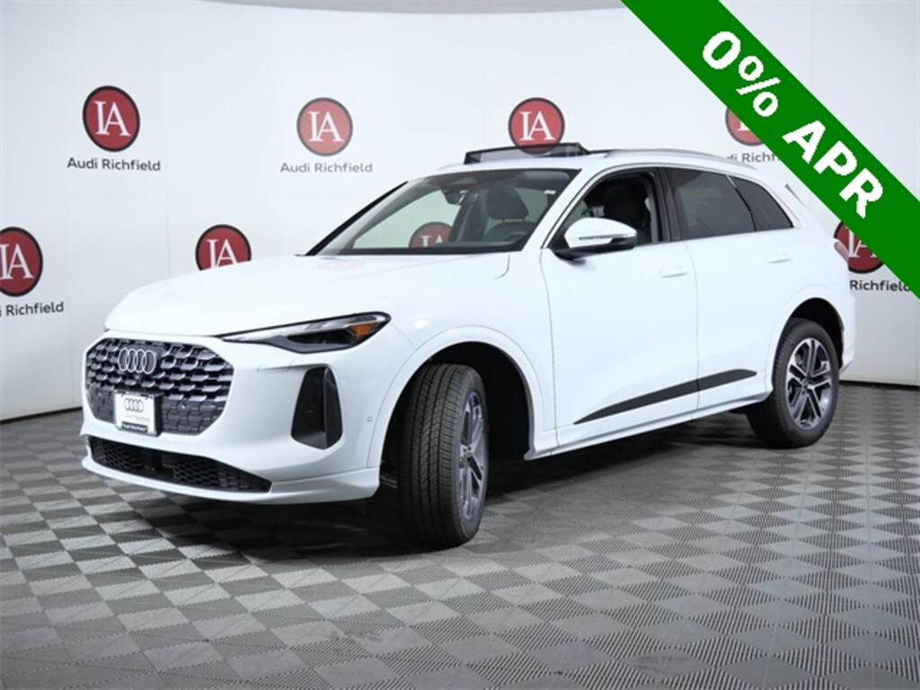 New 2025 Audi Q5 2.0T Premium SUV