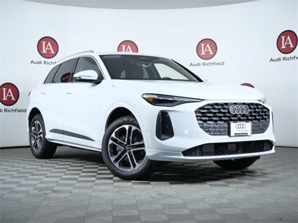 New 2025 Audi Q5 2.0T Premium Plus SUV