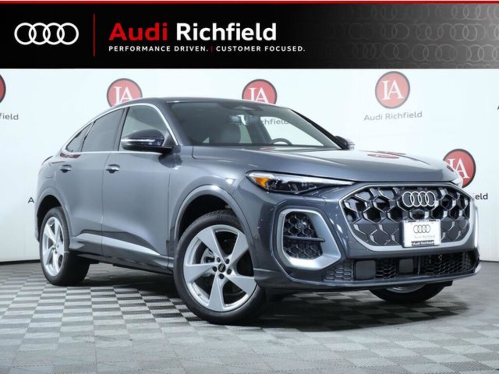 New 2026 Audi Q5 2.0T Premium Plus SUV