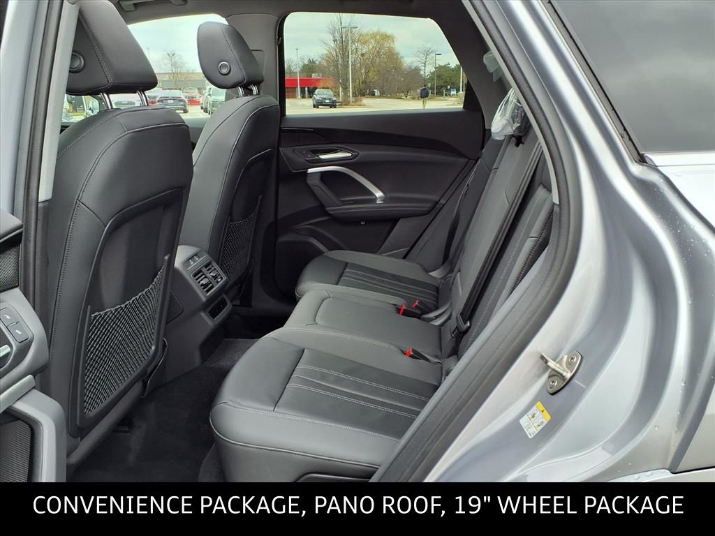 2025 Audi Q5 Premium - Photo 11