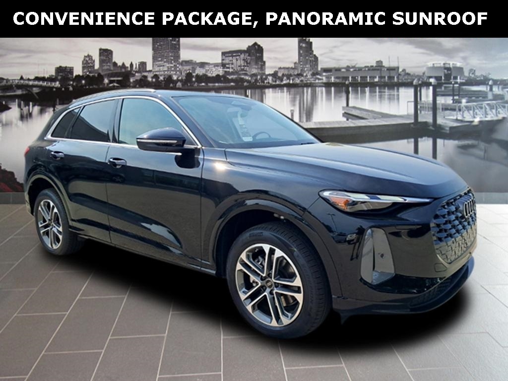 2025 Audi New Q5 Premium's photo