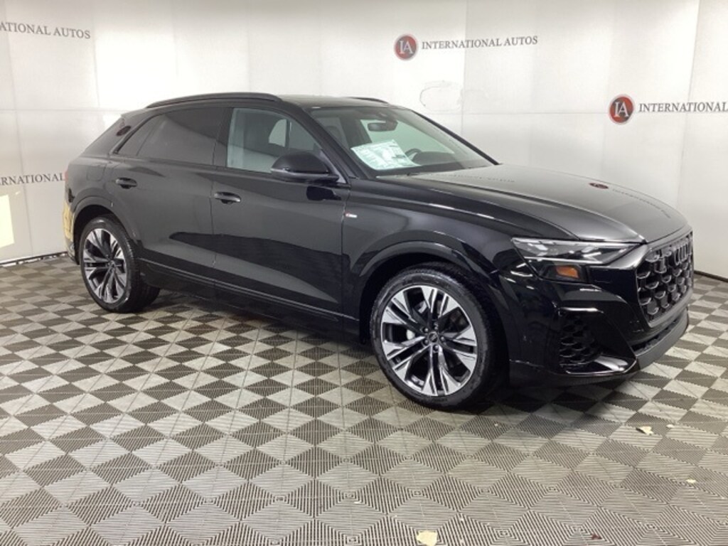 New 2025 Audi Q8 55 Prestige SUV
