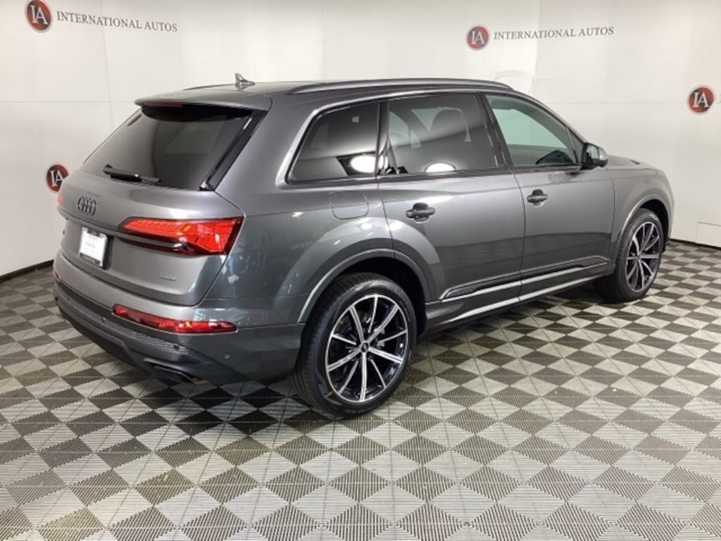 New 2026 Audi Q7 45 Premium Plus SUV
