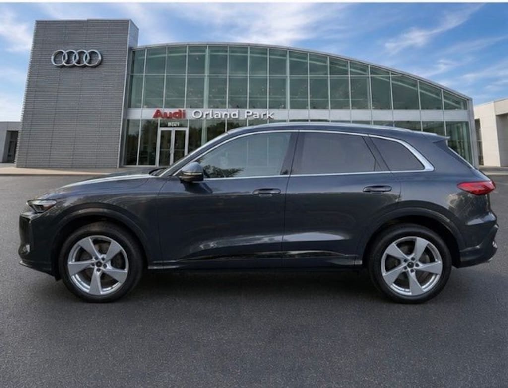 Certified 2025 Audi Q5 2.0T Premium Plus SUV