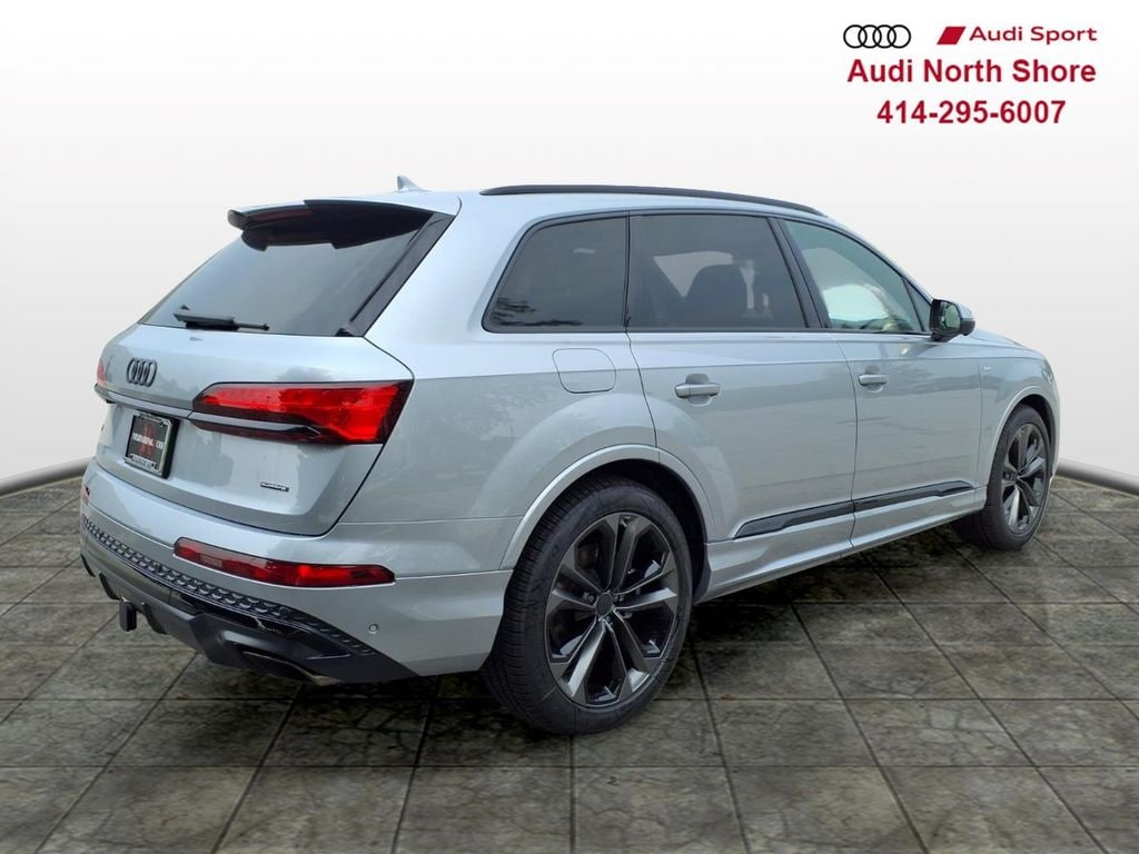 New 2026 Audi Q7 55 Premium SUV