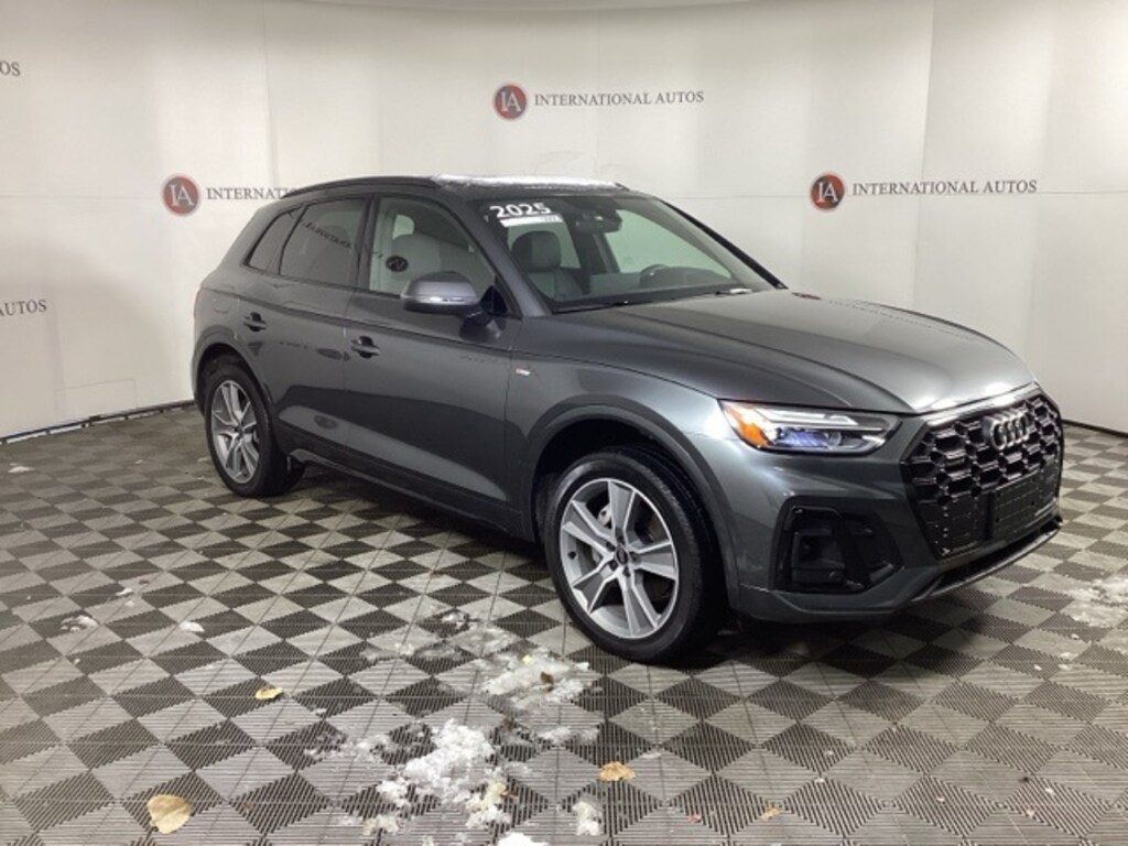 Certified 2025 Audi Q5 45 S Line Premium SUV