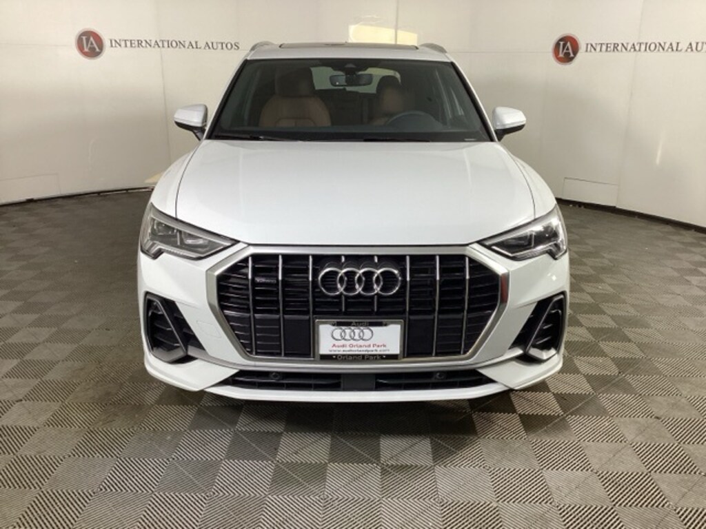 New 2025 Audi Q3 Premium SUV
