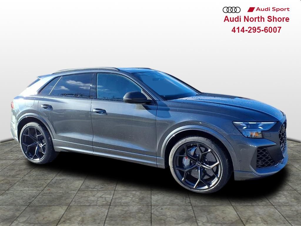 2026 Audi RS Q8 -'s photo