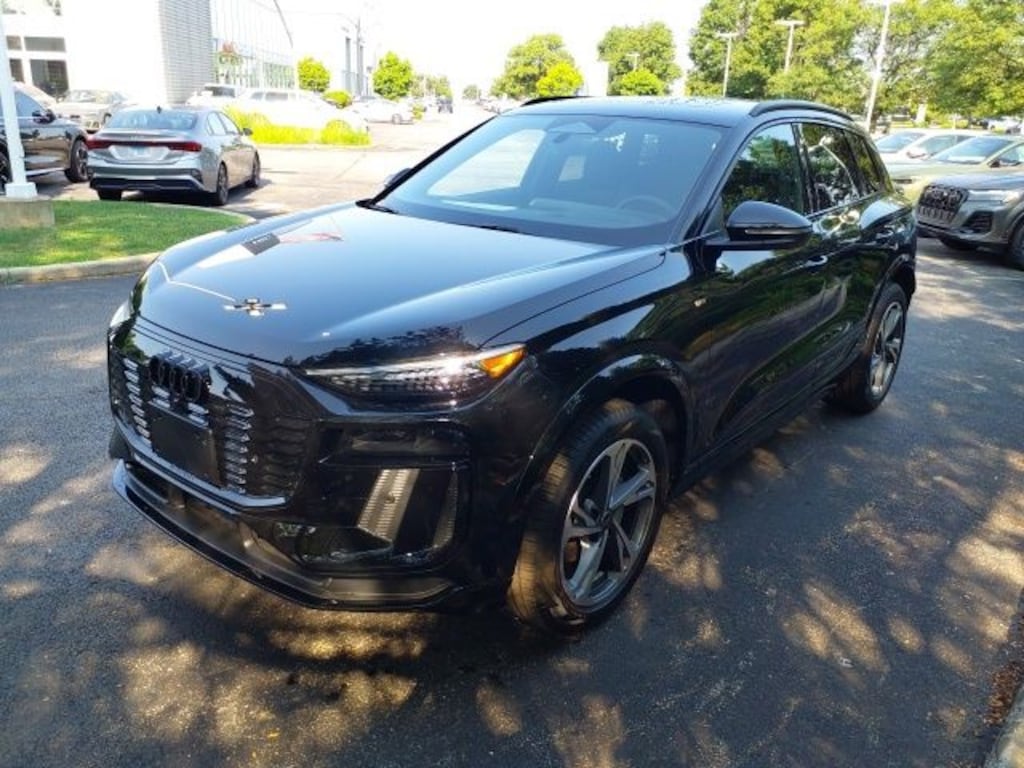 New 2027 Audi Q6 e-tron Premium Plus SUV