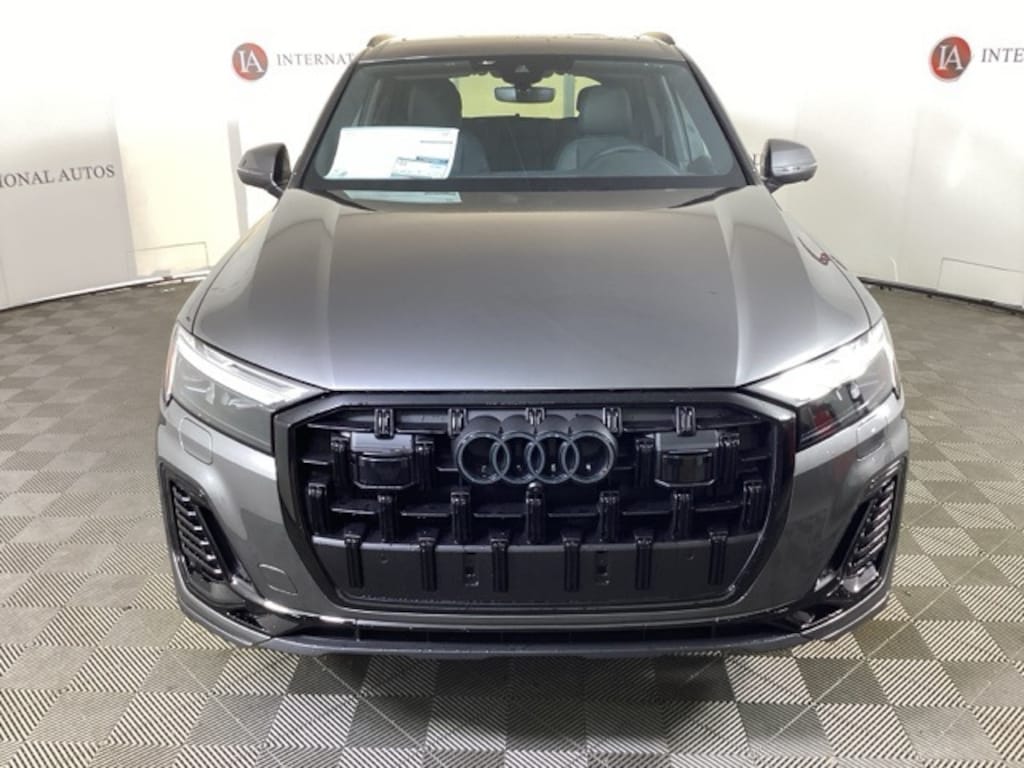 New 2025 Audi Q7 45 Premium Plus SUV