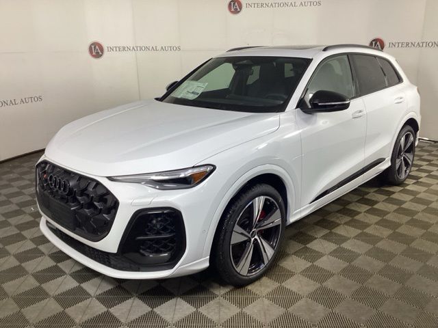 2025 Audi SQ5 Premium Plus