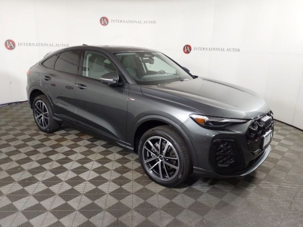 New 2026 Audi Q5 2.0T Premium Plus SUV