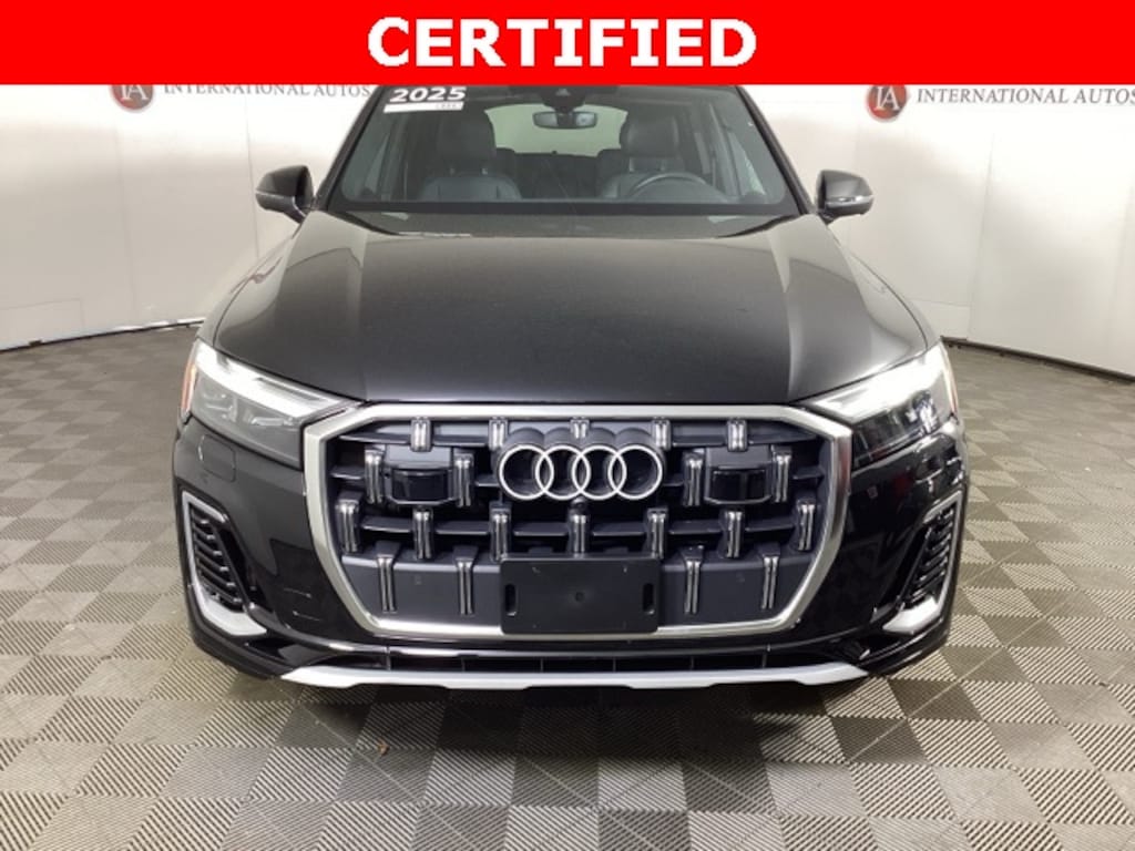 Used 2025 Audi Q7 55 Premium Plus SUV
