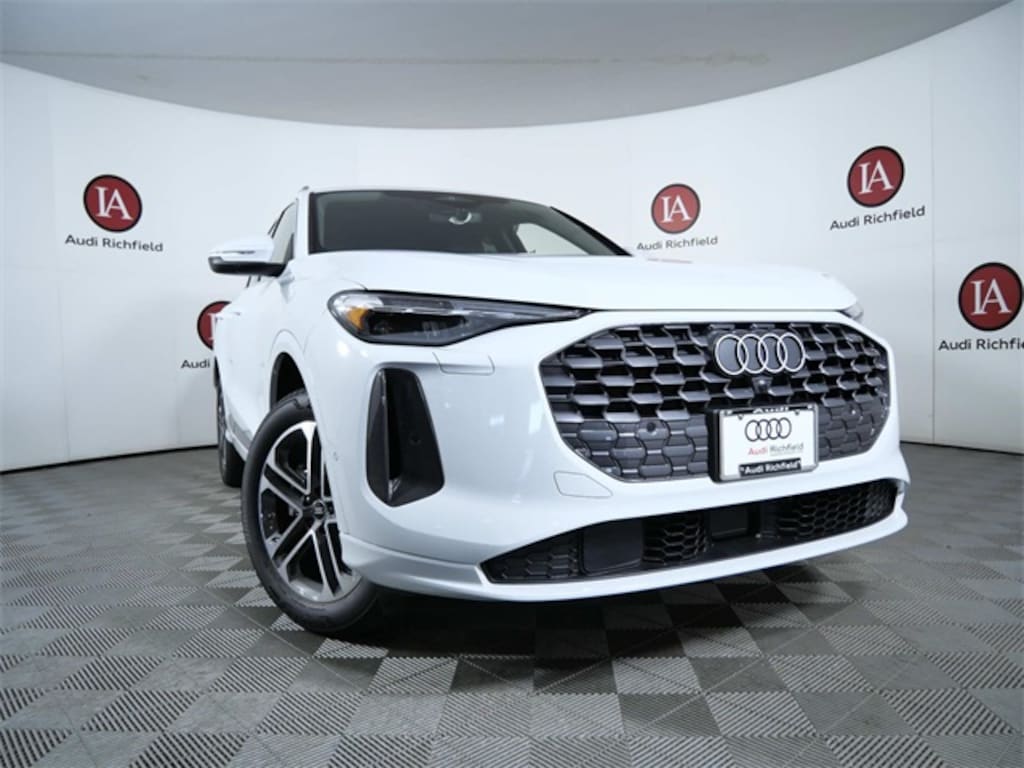 New 2025 Audi Q5 2.0T Premium Plus SUV