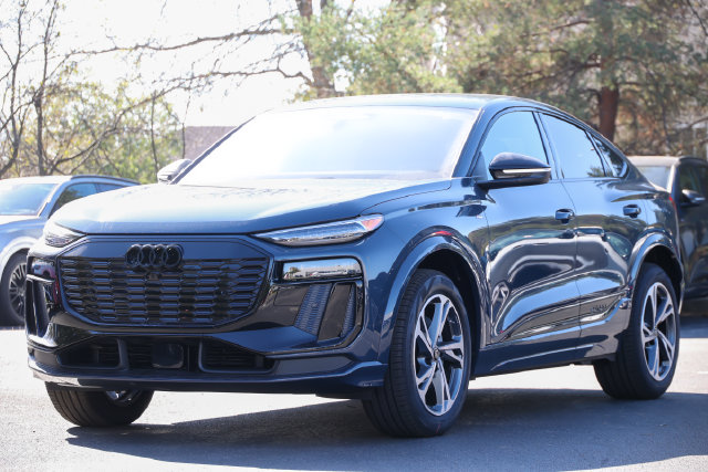 2027 Audi Q6 Sportback e-tron Premium Plus SUV