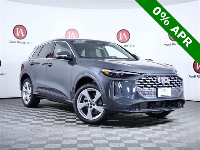 2025 Audi New Q5 Premium Plus's photo