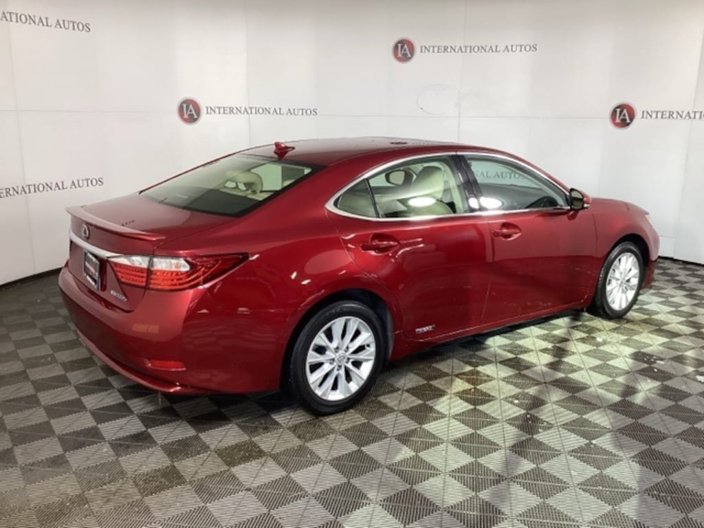 Used 2014 Lexus ES 300h Sedan