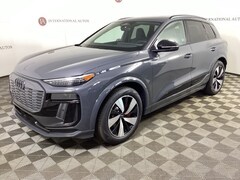 2025 Audi e-tron Premium SUV