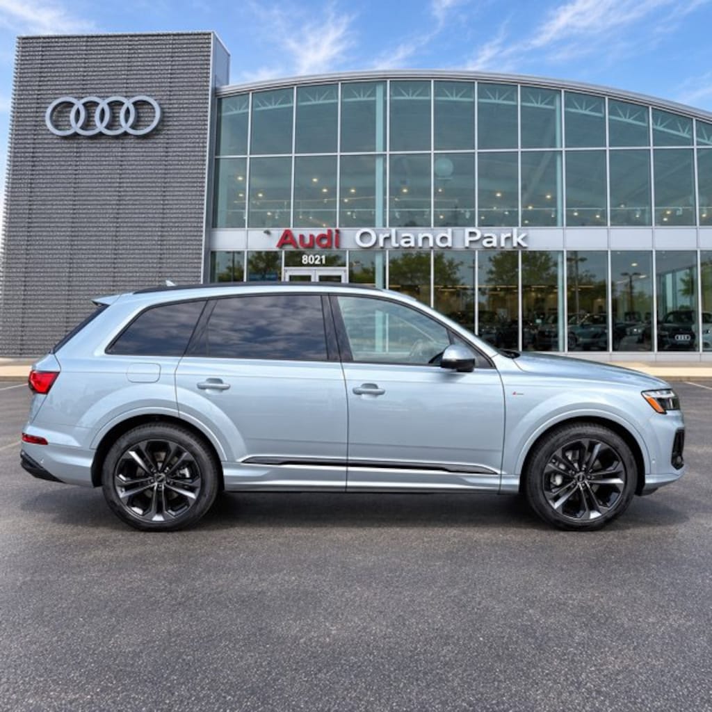 New 2026 Audi Q7 55 Premium SUV