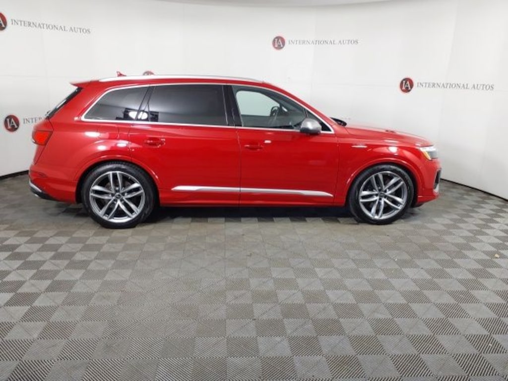Certified 2025 Audi SQ7 Prestige SUV