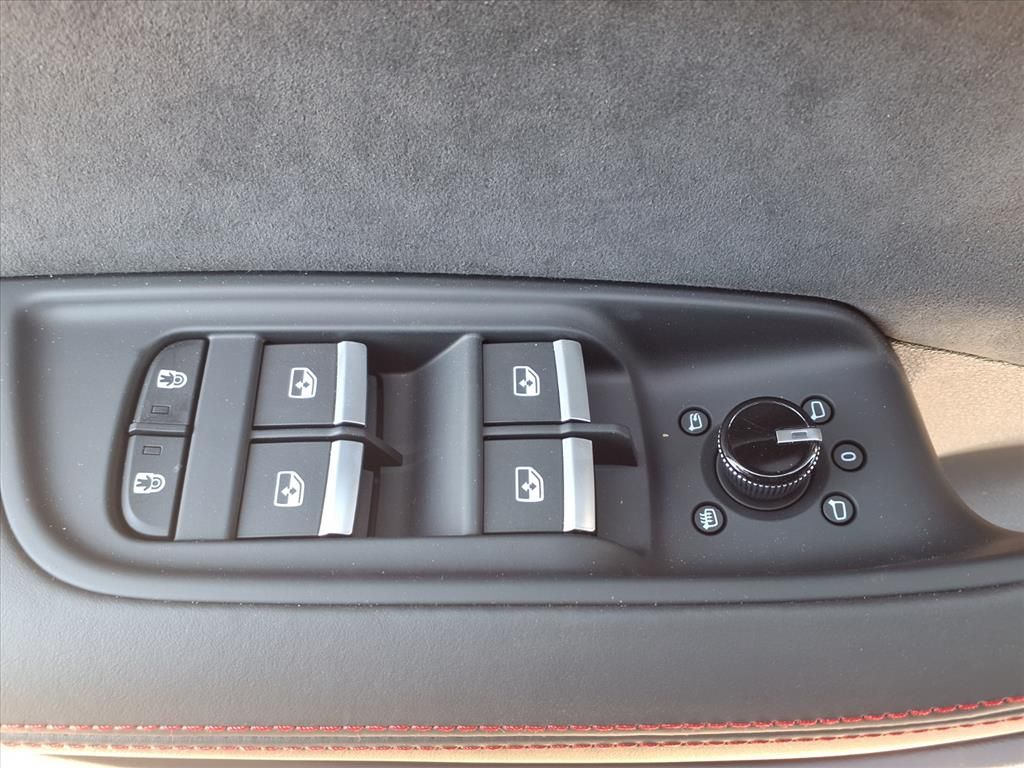 2026 Audi Q7 Prestige - Photo 8
