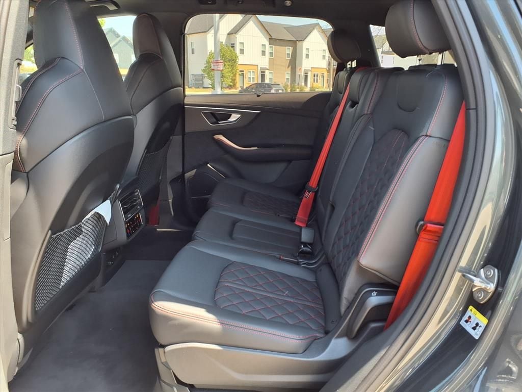 2026 Audi Q7 Prestige - Photo 21