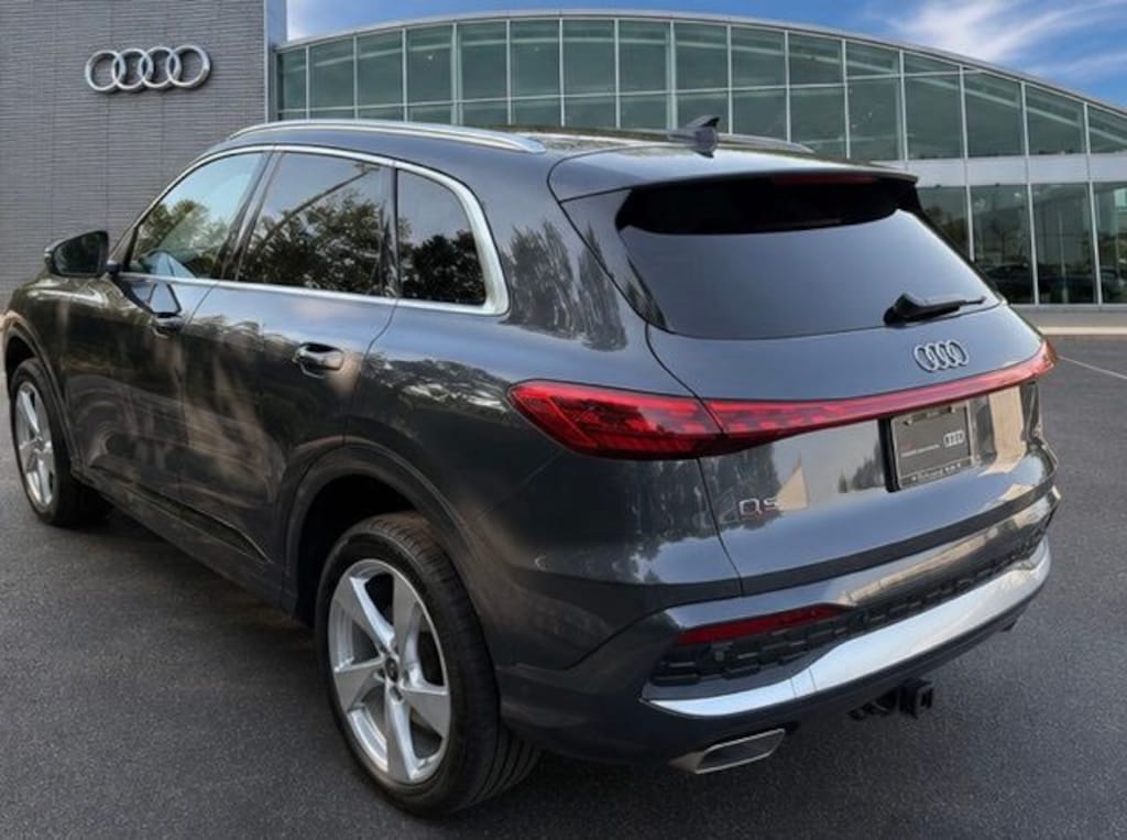 Certified 2025 Audi Q5 2.0T Premium Plus SUV