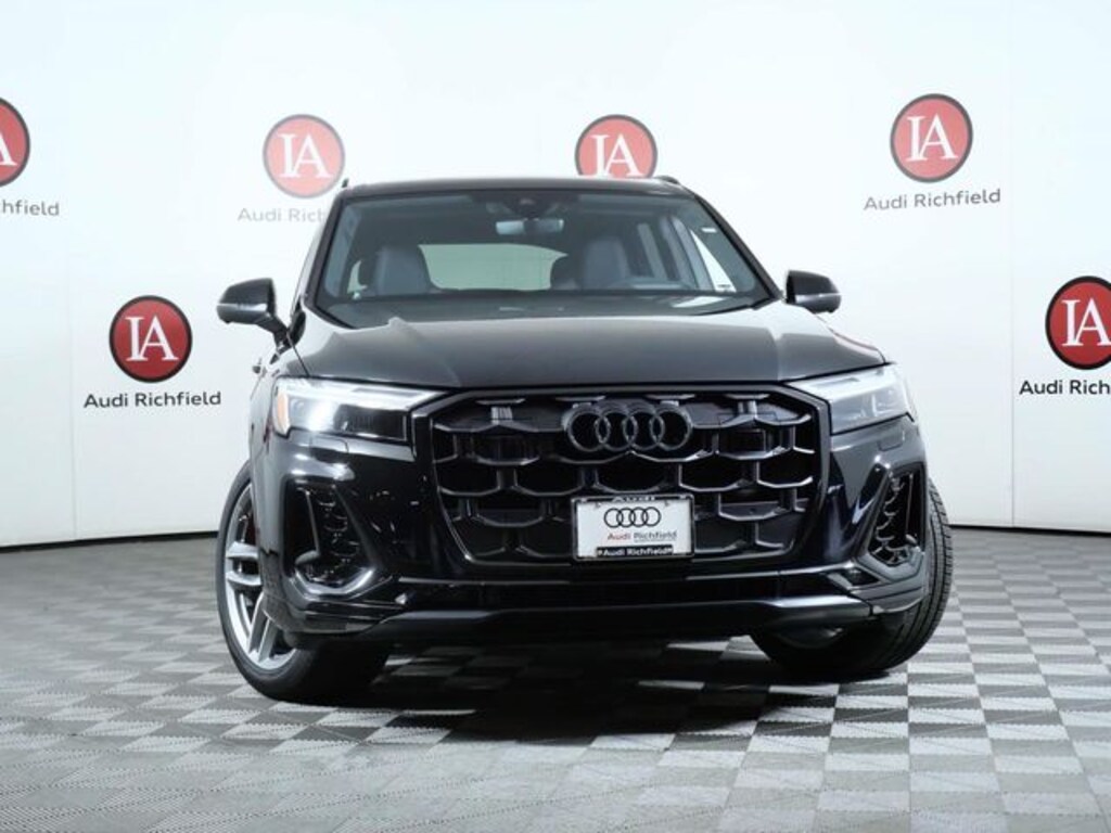 New 2026 Audi Q7 55 Premium SUV