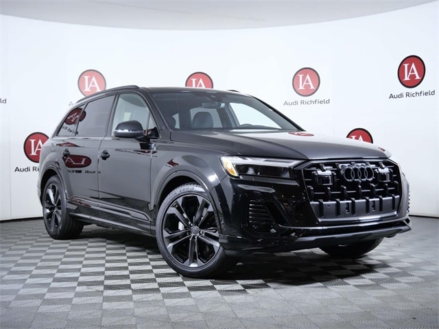 2026 Audi Q7 Premium Plus's photo
