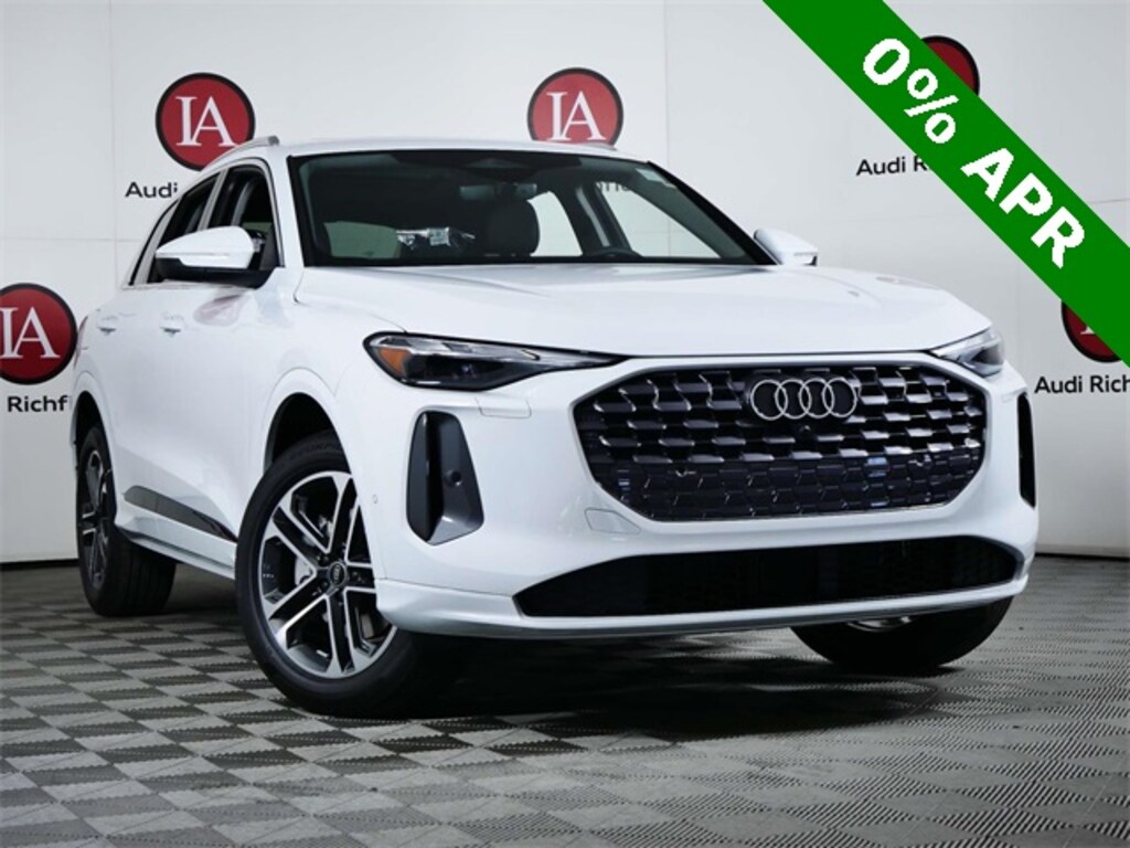 New 2025 Audi Q5 2.0T Premium SUV