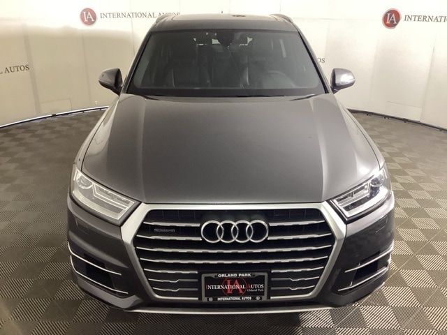 Used 2019 Audi Q7 Premium with VIN WA1AAAF76KD001333 for sale in Tinley Park, IL