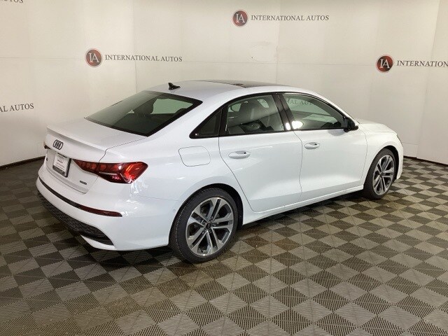 2025 Audi A3 2.0T Premium photo 4