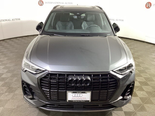 2025 Audi Q3 S line Premium Plus photo 2