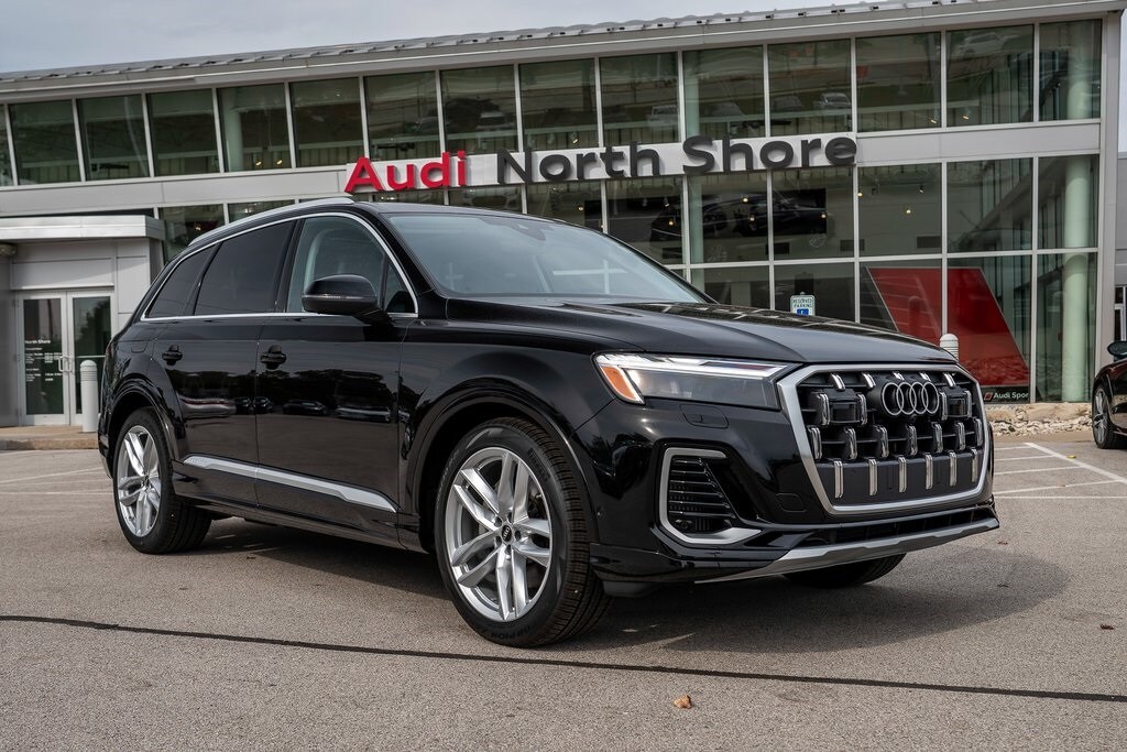 New 2025 Audi Q7 55 Premium Plus SUV